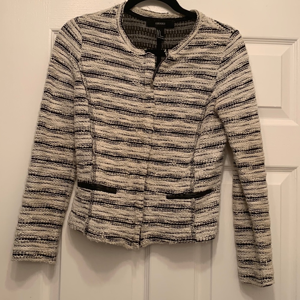 Forever 21 cardigan/jacket. Very light weight. Size US Small. Off-white/ black